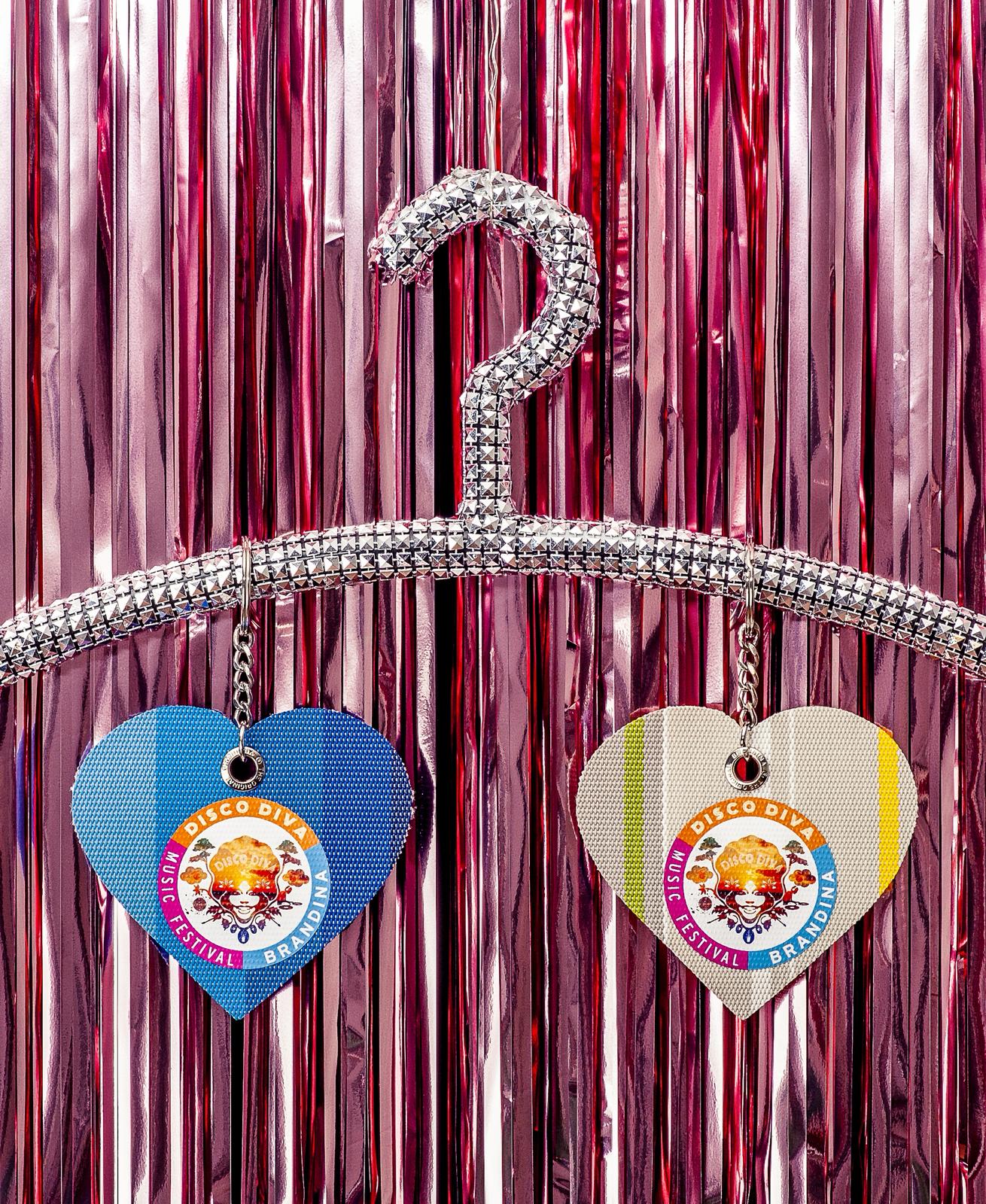 portachiavi disco diva azzurro e beige